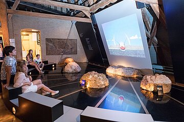 Meteoriten-Kino im RiesKraterMuseum Nördlingen